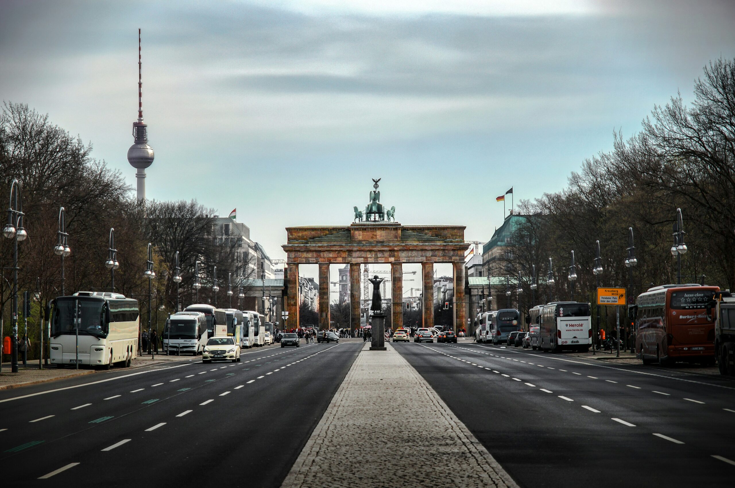 Germania în recesiune pentru al doilea an consecutiv, cu semne de stagnare economică în 2025