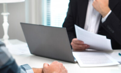 BNS semnalează un „efect devastator” al ordonanţei-trenuleţ: Angajatorii pot concedia angajaţi „fără garanţii suficiente”