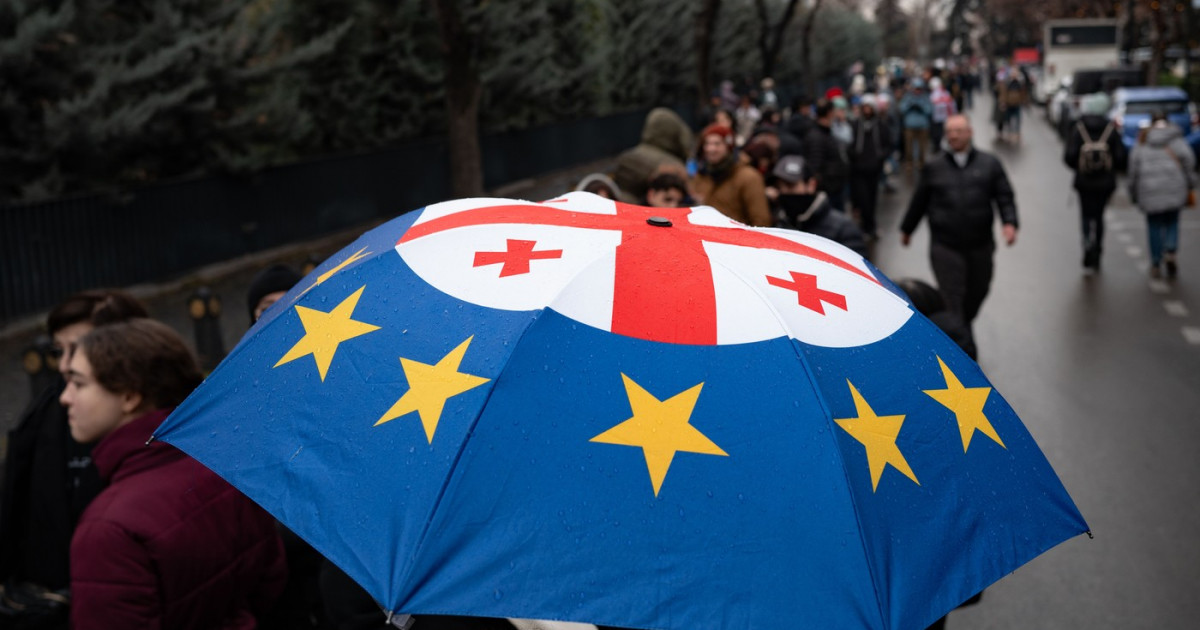 Diplomații și funcționarii din Georgia își pierd dreptul de a călători fără viză în Uniunea Europeană. Care este explicația?