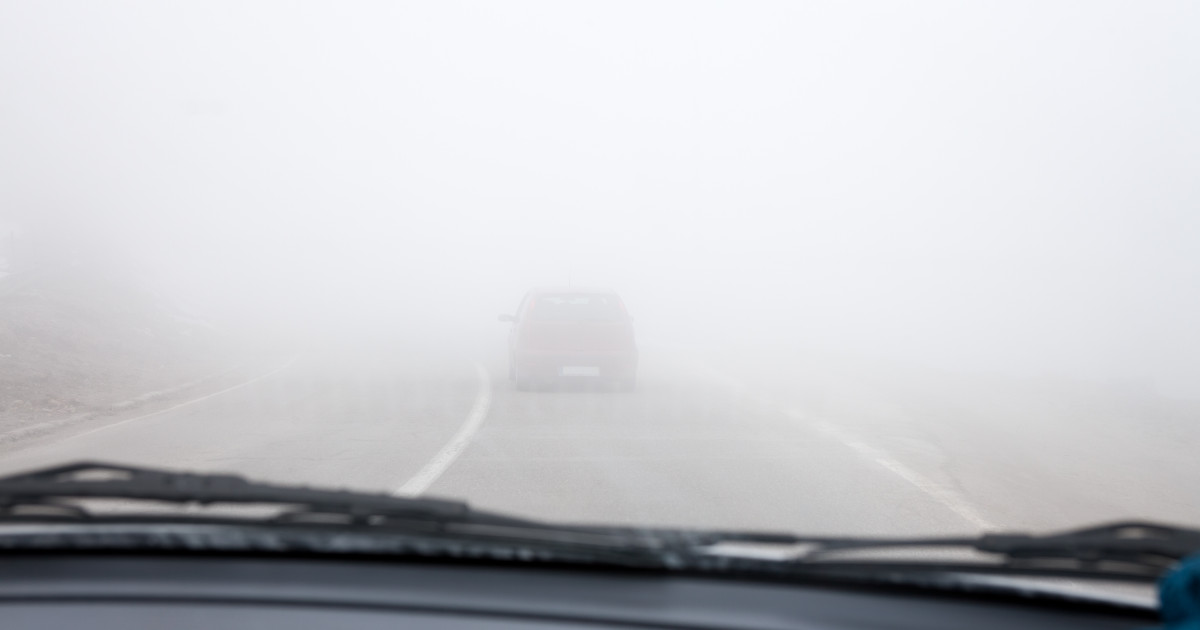 Peste 50% din țară, sub cod galben de ceață. Avertizarea meteorologică este valabilă și pentru București.