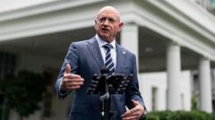 Pentagon va analiza acuzațiile de conduită necorespunzătoare ale senatorului Mark Kelly după prezentarea către trupe.