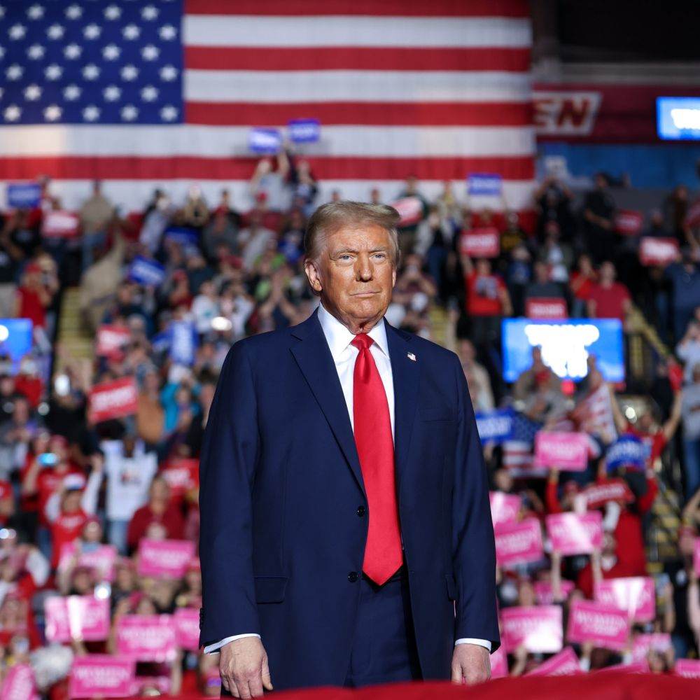 Trump a semnat legea ce impune Departamentului de Justiție să facă public dosarul Epstein.