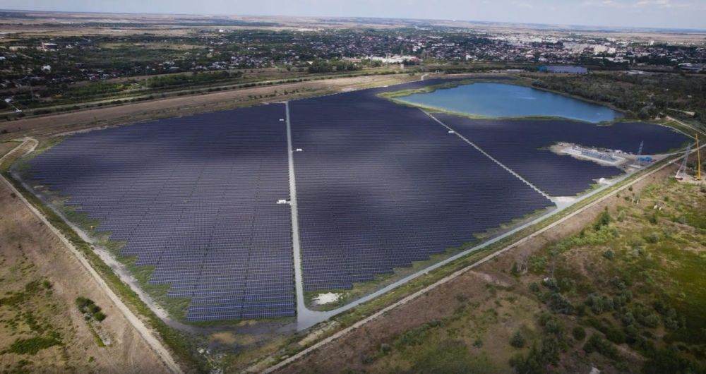 Simtel a inaugurat cel mai mare parc fotovoltaic din România.