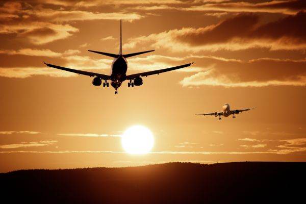 Mai multe companii aeriene internaționale au anulat zborurile către Venezuela.