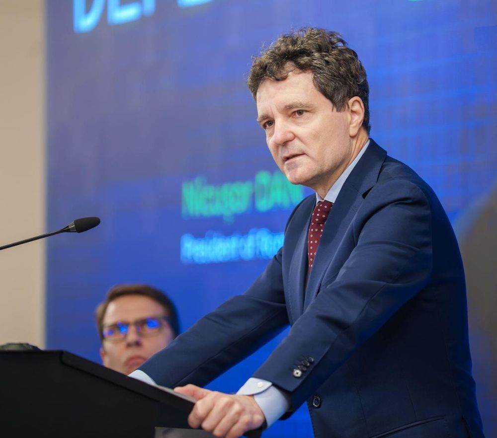 Nicuşor Dan a declarat că digitalizarea reprezintă o unealtă pentru stat într-o competiţie acerbă.