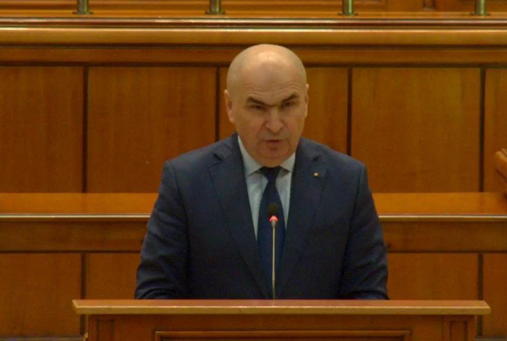 Opoziția elaborează o moțiune de cenzură împotriva Guvernului Bolojan