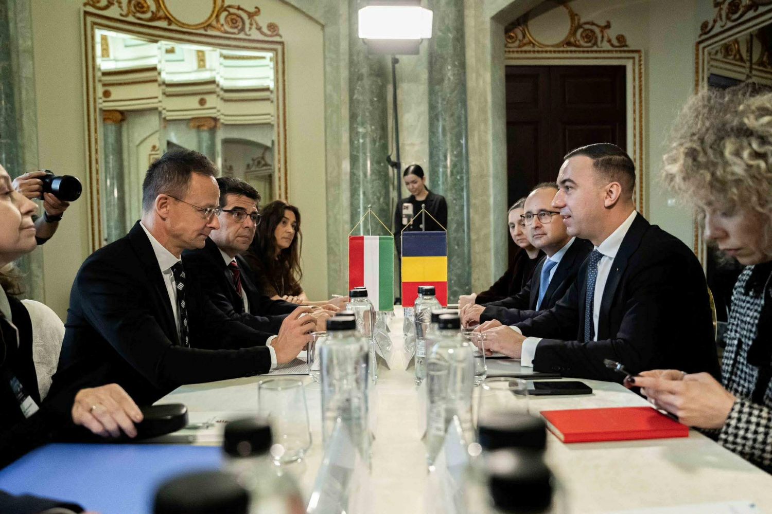 Ministrul de Externe al Ungariei, prezent în București: Intenționăm să achiziționăm gaze din Neptun Deep. România va avea un rol esențial în furnizarea de gaze pentru regiune.