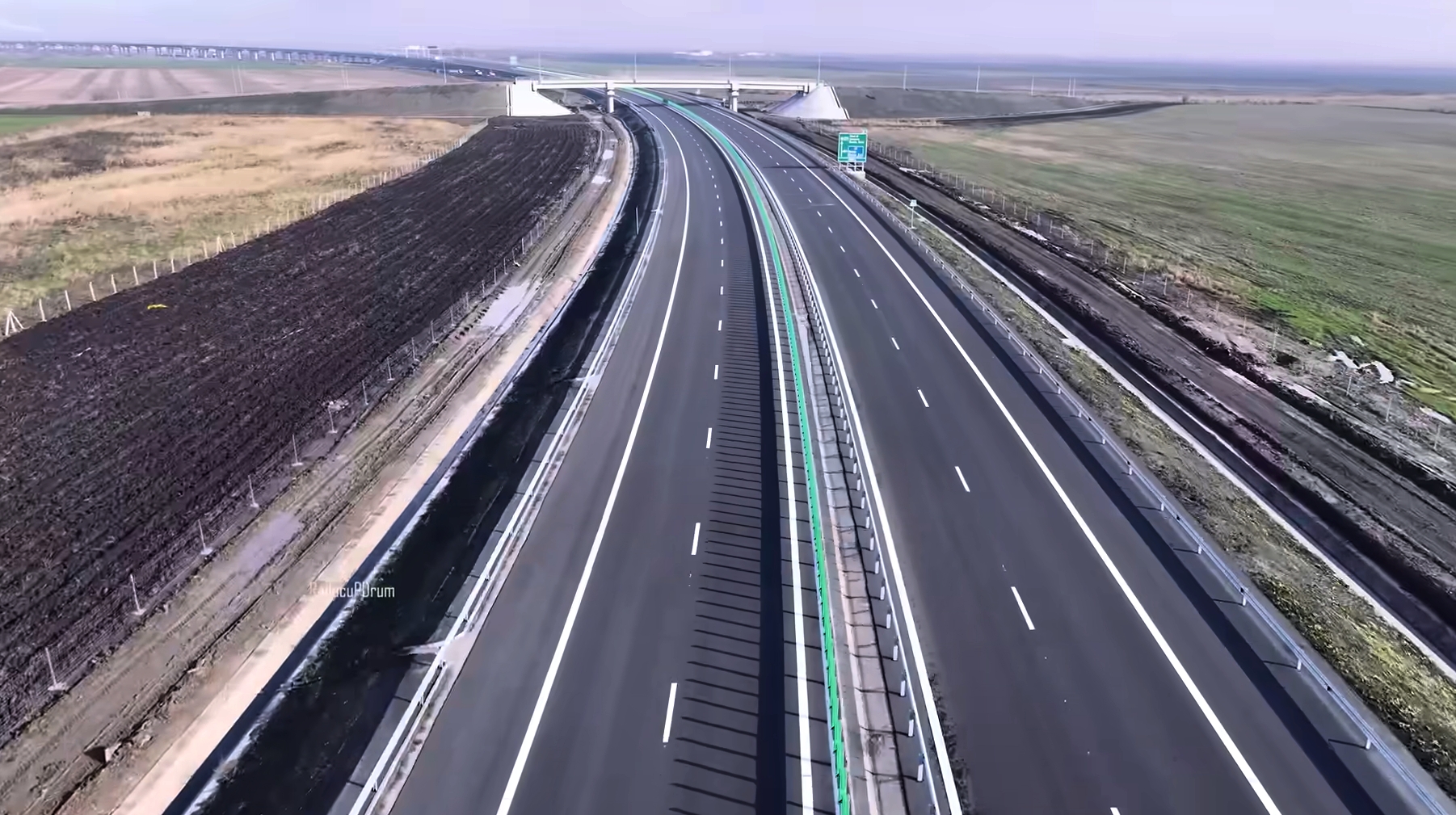 Traficul se deschide pe porțiunea lipsă din Autostrada Moldovei, de la București la Focșani, în apropiere de Buzău.