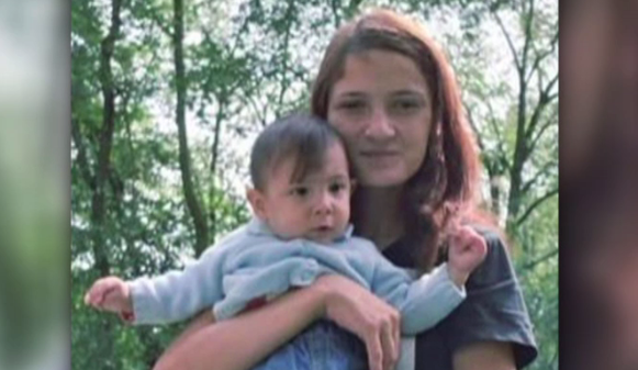 O tânără de 18 ani din Bihor, dispărută de 3 zile împreună cu copilul său, cere ajutorul cetățenilor.