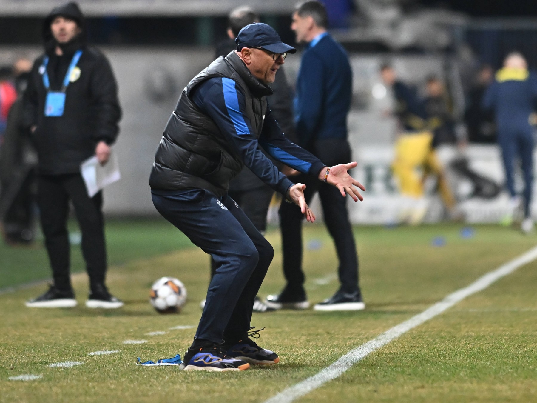 SuperLiga: Leo Grozavu, iritat după succesul cu Unirea Slobozia: „Pumnul în gură, așa e la noi!”