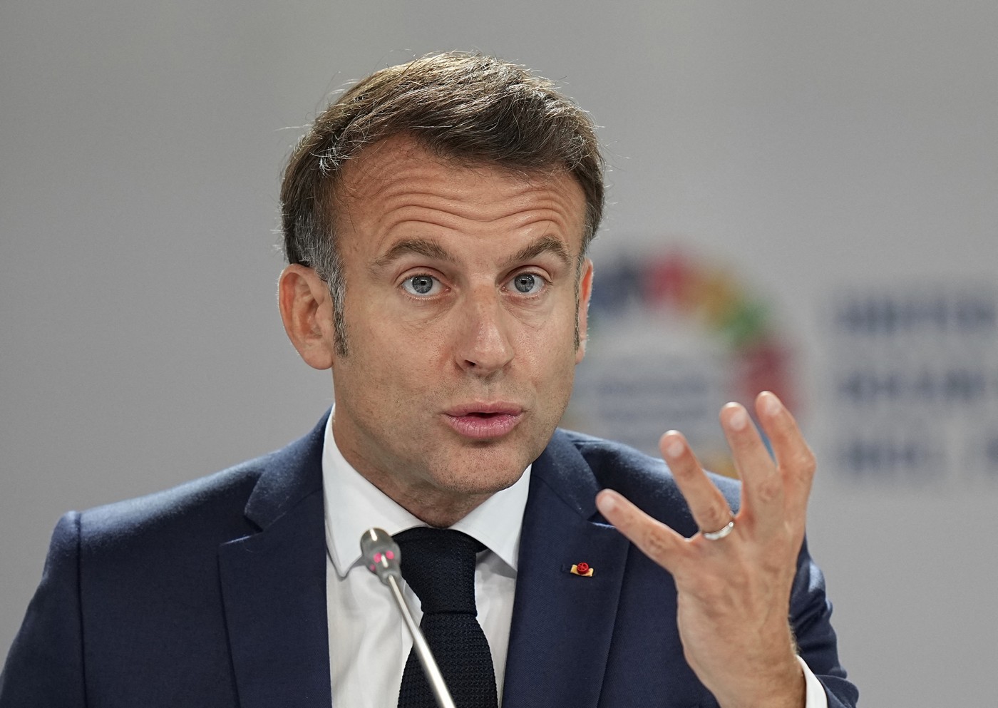 Macron contestă condițiile planului de pace prezentat de SUA: „Numai europenii trebuie să decidă” asupra soartei activelor rusești înghețate.