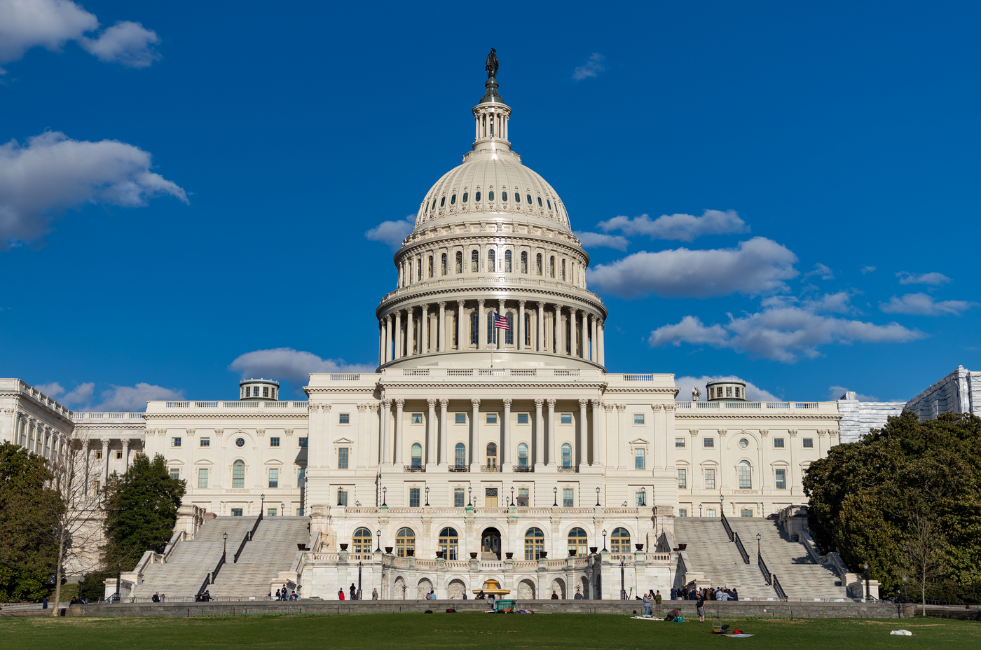 Congresmeni americani din ambele partide, democrați și republicani, își exprimă critici față de planul de pace în Ucraina propus de Donald Trump.