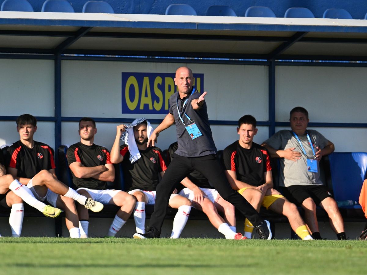 SuperLiga: „Nu am văzut o jumătate de meci”. Declarațiile lui Robert Ilyes după triumful în fața Unirii Slobozia
