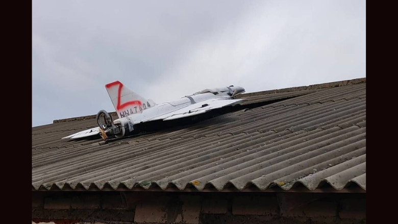 O dronă inscripționată cu „Z” s-a prăbușit în Republica Moldova. Au fost evacuate mai multe persoane, iar zona a fost izolată.