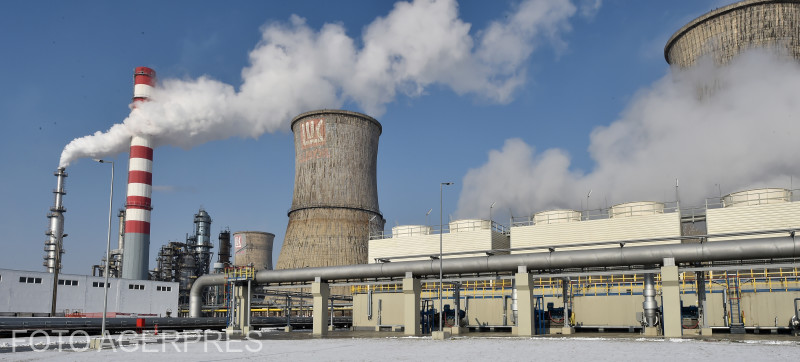 România va implementa, începând de săptămâna viitoare, un sistem propriu de sancțiuni pentru Lukoil. Ce declarații a făcut Bolojan referitor la rafinăria Petrotel