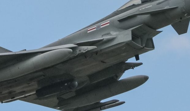 Un avion chinez a pretins că este un Eurofighter Typhoon britanic, profitând de o slăbiciune a sistemului ADS-B.