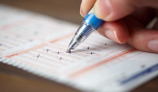 Loto 6/49 din 23 noiembrie 2025. Report de peste 7,77 milioane de euro la Joker, categoria I.