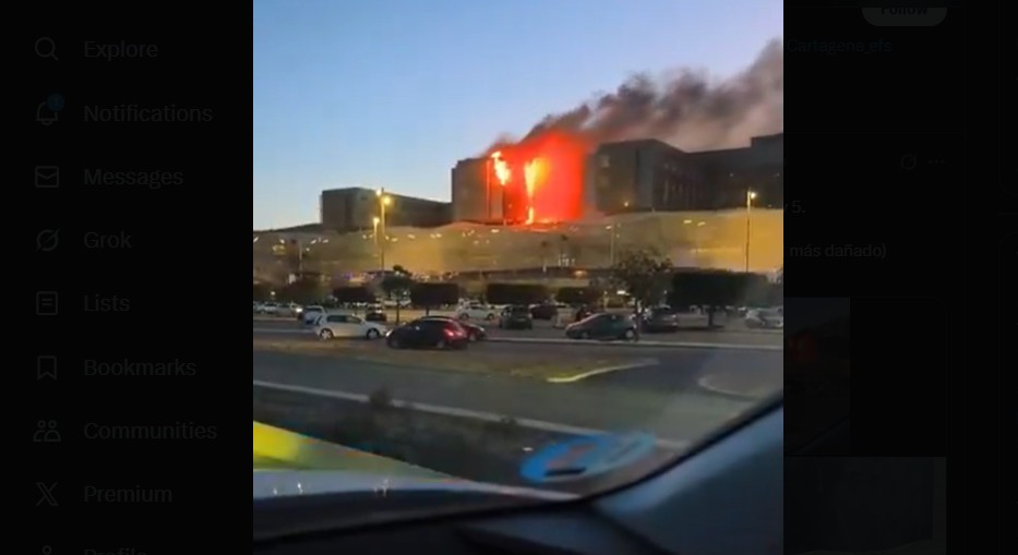 Un incendiu de proporții mari a distrus un spital din Spania. Pacienții au fost evacuați de urgență.