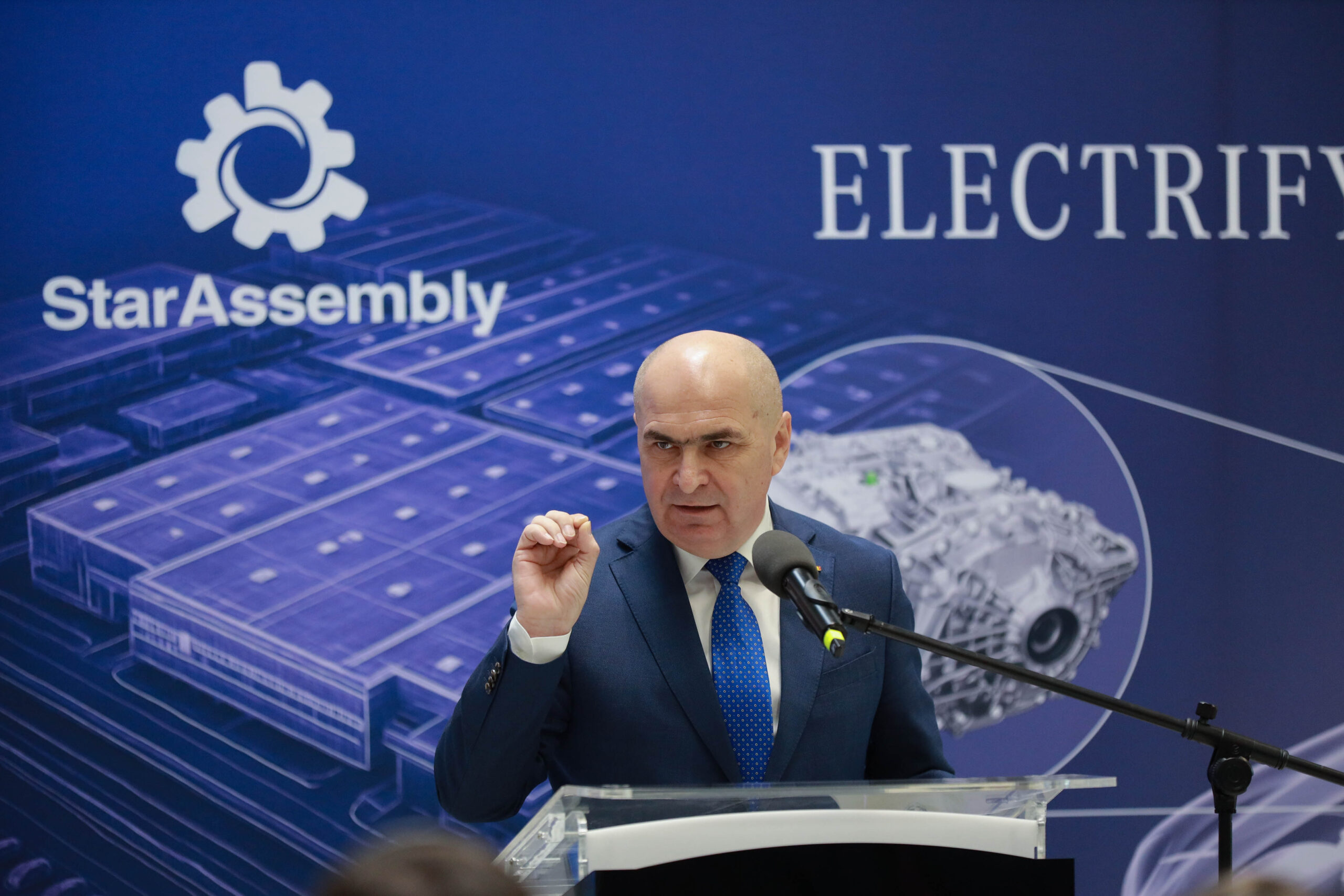 Bolojan afirmă că a primit plângeri din partea marilor investitori referitor la faptul că impozitul pe cifra de afaceri „inhibă investițiile”