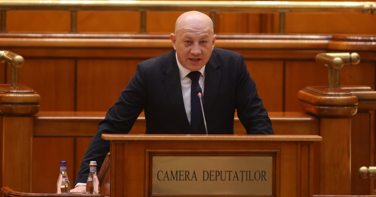 Deputatul PSD cu un automobil de lux nedeclarat, trimis în judecată de DNA pentru că ar fi mințit poliția în legătură cu o amendă de viteză.