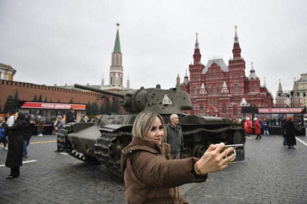 Cauza pentru care mii de occidentali doresc să se stabilească în Rusia: „Nu există criminalitate, străzile sunt curate, este bine dezvoltată”