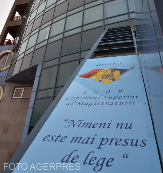 Judecătorul aspirant la funcția de președinte al CSM, printre primii contestatari ai premierului Bolojan / Care sunt candidații pentru conducerea Consiliului Superior al Magistraturii