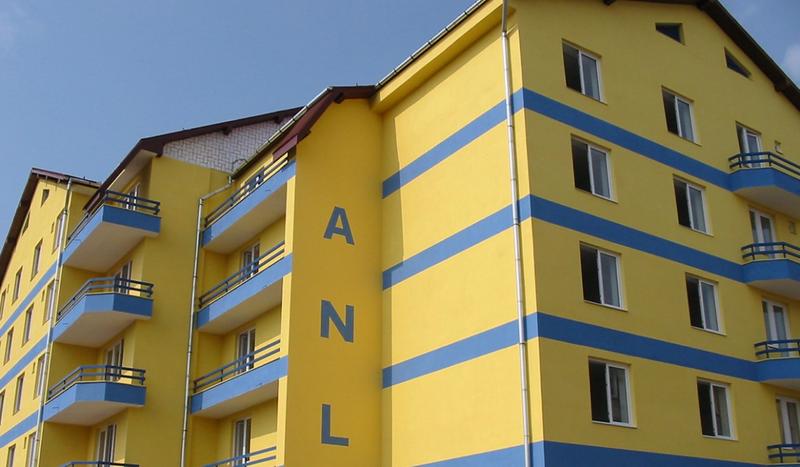 „Intenția de a transforma ANL-ul: Statul român vizează înființarea unui stoc de locuințe de necesitate sau destinate tinerilor, conform unei declarații a unui oficial din Ministerul Dezvoltării”