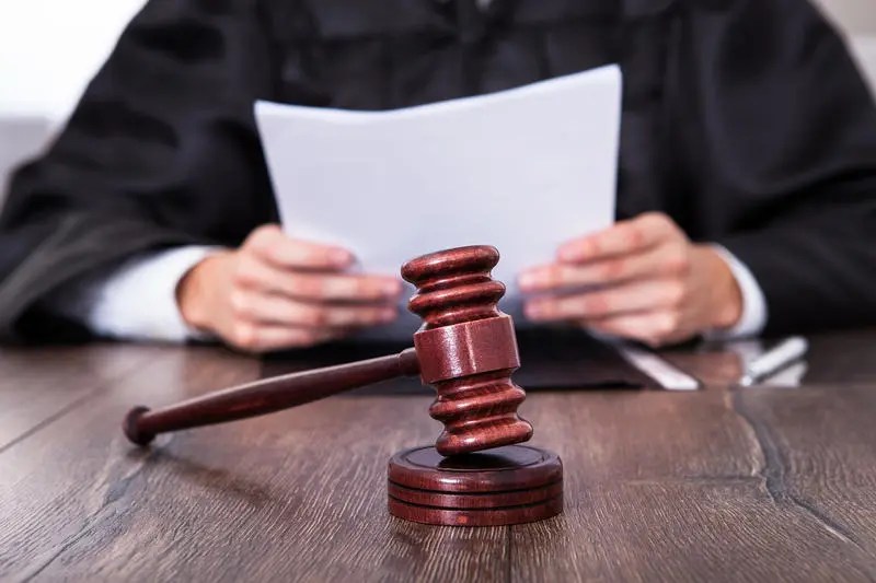 Guvernul transmite astăzi la avizare la CSM propunerea referitoare la pensiile magistraților. Ce scenarii există pentru a preveni ca România să piardă 231 milioane de euro.