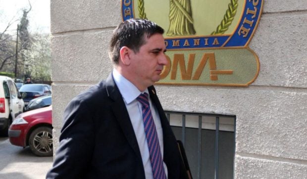 Marius Isăilă, acuzat că ar fi intenționat să ofere 1 milion de euro ministrului Apărării, a fost eliberat din arest.