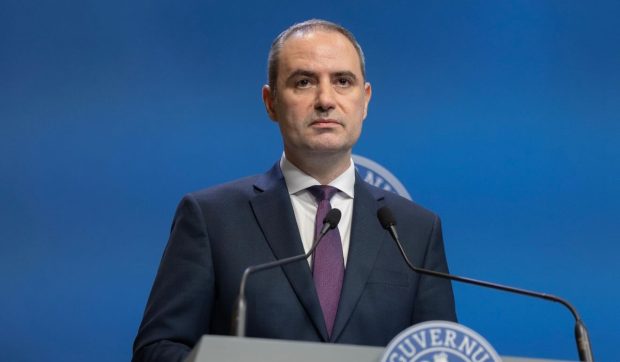 Fondurile europene vor continua să fie disponibile. Ministrul Finanțelor: „Comisia Europeană confirmă eficiența măsurilor pentru reducerea deficitului”