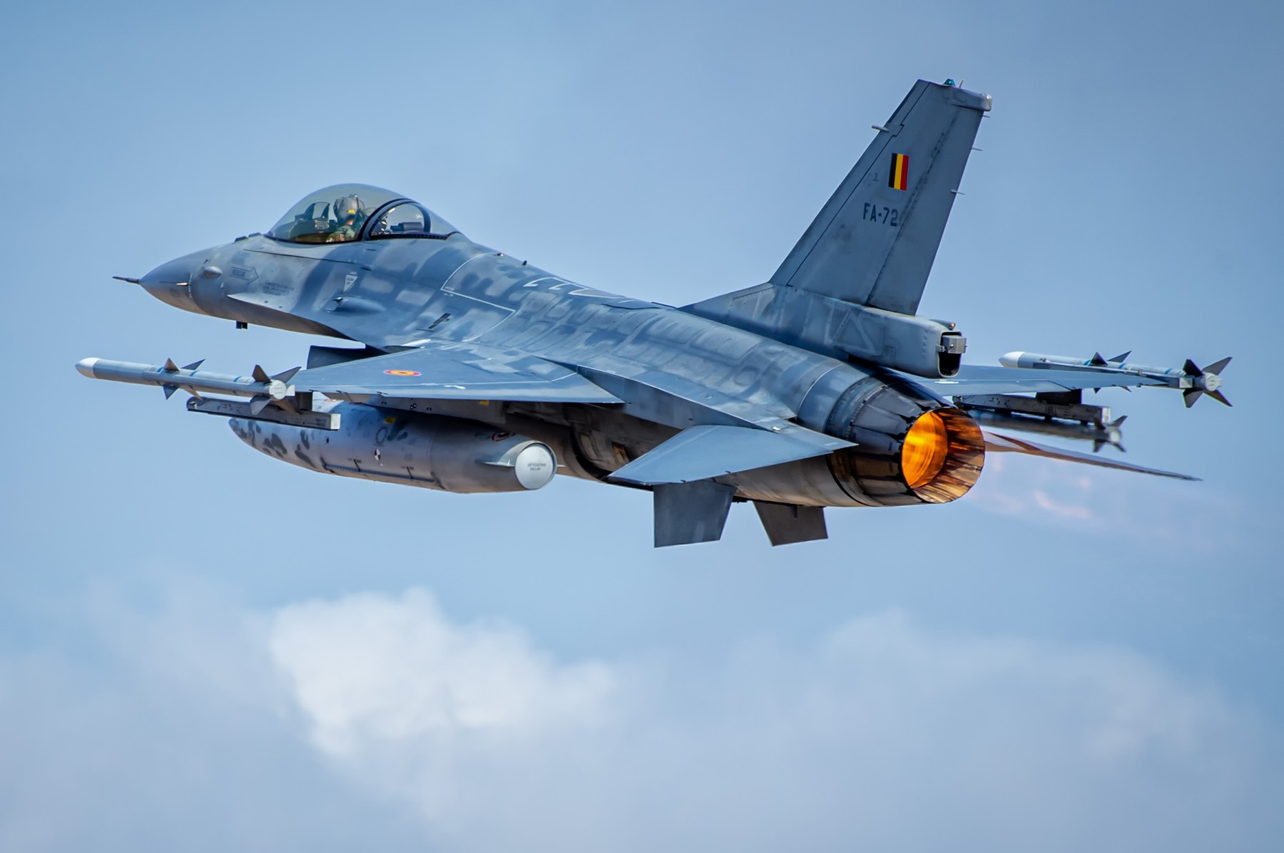 Nou atac rusesc în apropierea graniței României: A fost emis mesaj Ro-Alert iar armata a mobilizat două avioane F-16.