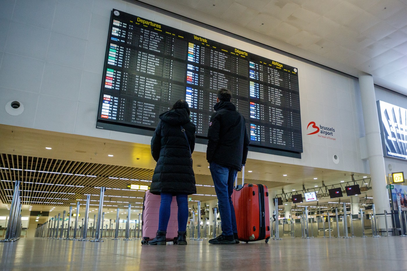 Aeroportul din Bruxelles comunică anularea tuturor zborurilor de plecare pe 26 noiembrie din cauza unei greve generale.