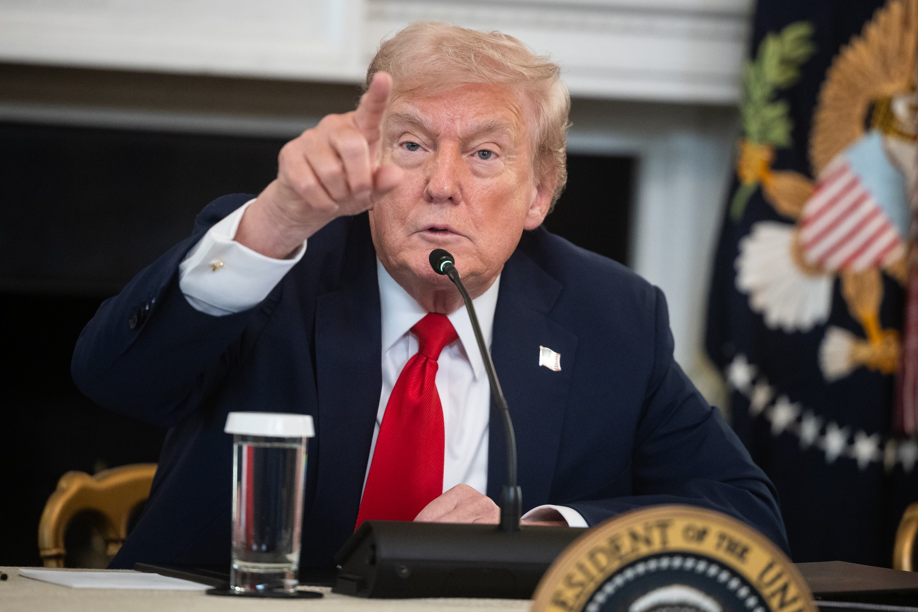Trump confirmă că a oferit Ucrainei un ultimatum pentru a accepta planul său de pace până joia viitoare.