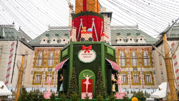 Craiova, numită în publicațiile internaționale „comoara ascunsă a Europei”. Opinile jurnaliștilor britanici referitoare la arhitectura orașului.