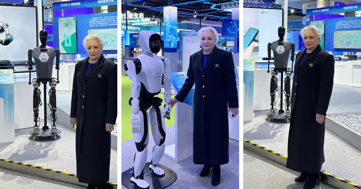 Viorica Dăncilă a pozat alături de roboți la un târg din Beijing. Fosta prim-ministră efectuează a doua vizită în China în ultimele luni.