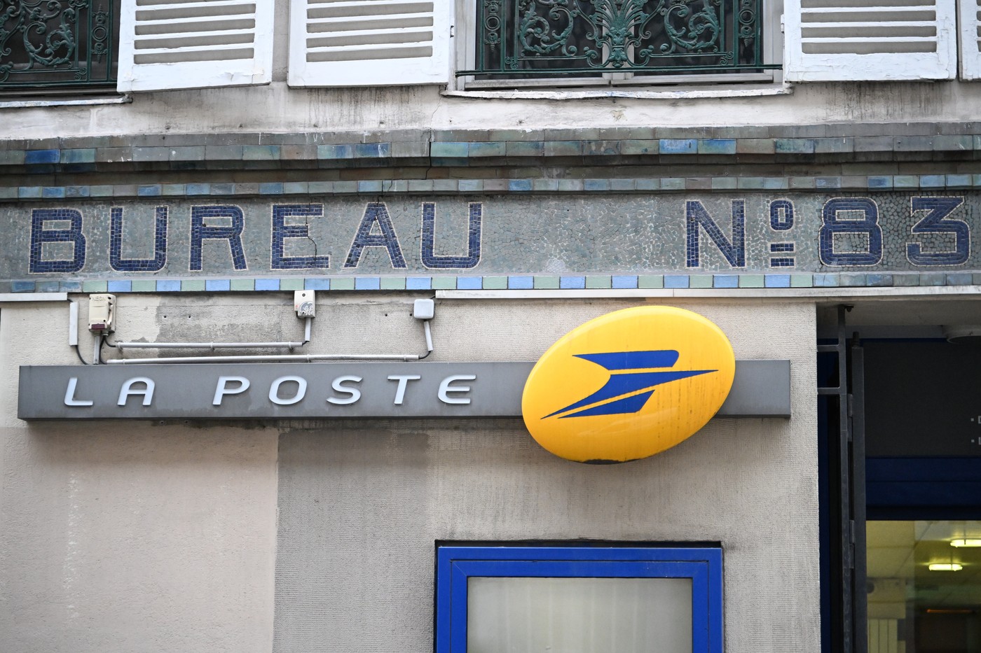 Atacul cibernetic ce a paralizat serviciul poștal din Franța a fost revendicat de o grupare de hackeri pro-ruși. Ancheta este gestionată de contraspionajul francez.