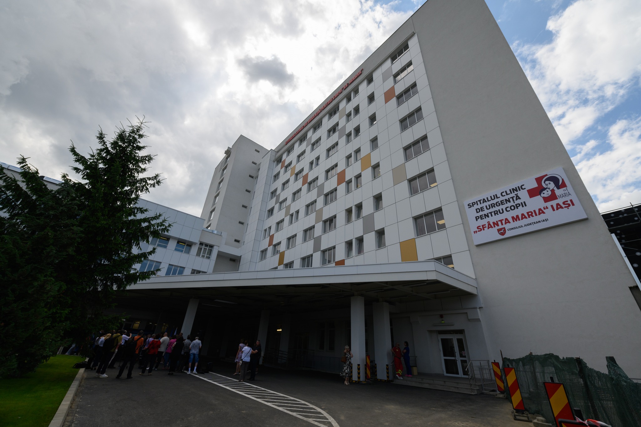 Apă poluată la Spitalul de Copii din Iași. Bacteria Piocianic, identificată în concentrații care depășesc limitele admise / Ministrul Sănătății se deplasează la fața locului.