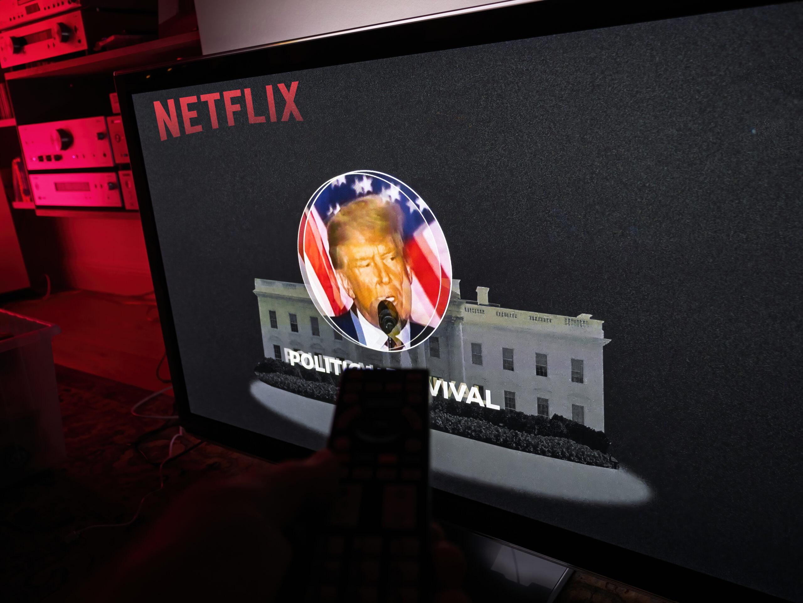 Compania ginerelui lui Donald Trump a renunțat la propunerea care ar bloca achiziția Warner Bros și HBO de către Netflix.
