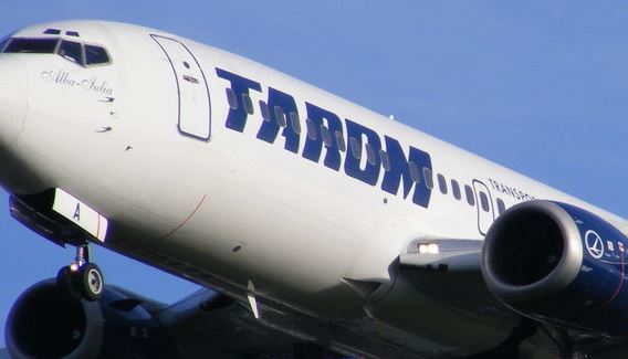 TAROM informează despre posibile perturbări ale zborurilor de duminică către și dinspre Amsterdam. Recomandări pentru pasageri.
