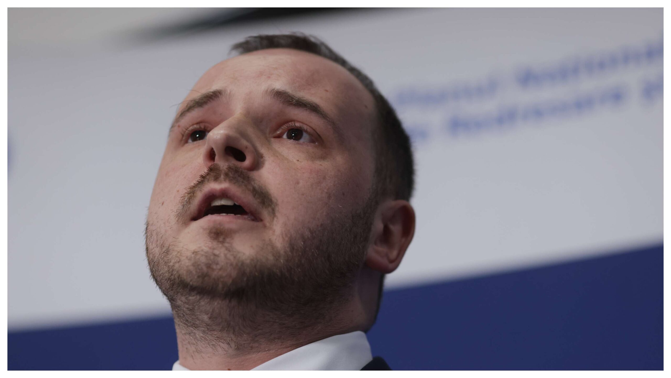 Ministrul Sănătăţii convoacă sindicatele şi societăţile profesionale, săptămâna viitoare, pentru discuţii privind gărzile de 12 ore.