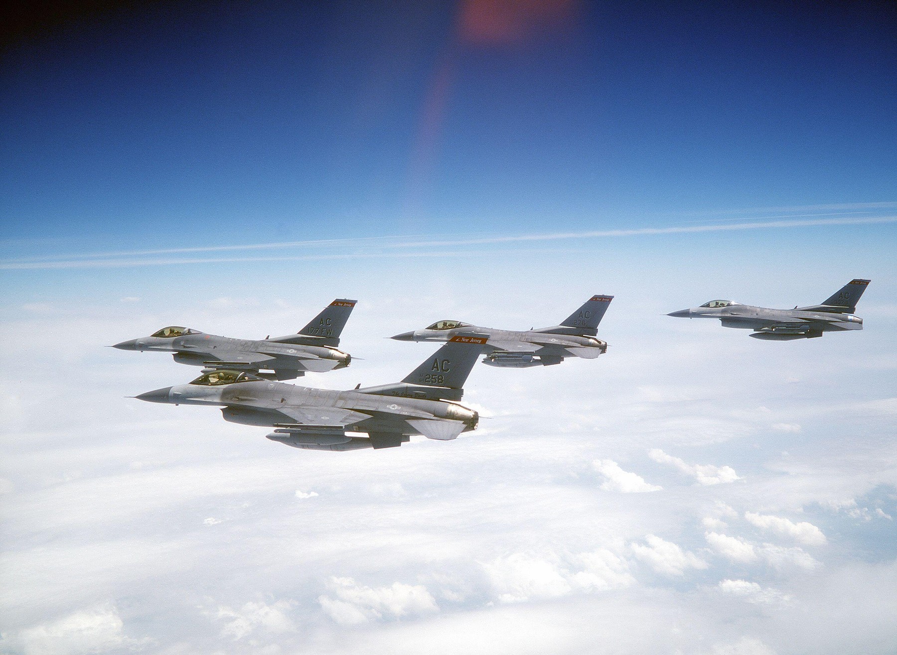 Atac nou cu drone în Ucraina, în apropierea graniței cu România. Armata a decolat două avioane F-16. A fost transmis mesaj RO-Alert în Tulcea.