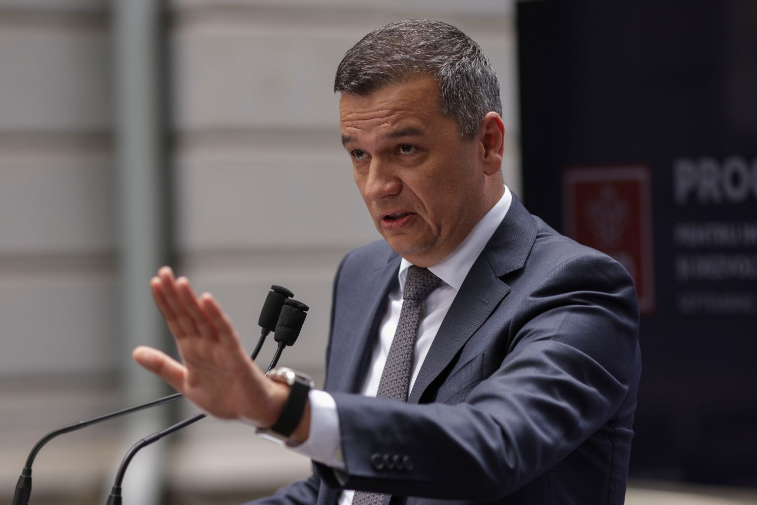 PSD solicită președintelui și Ministerului Afacerilor Externe să ceară explicații privind o nouă lege: „Afectează în mod evident comunitatea românească”