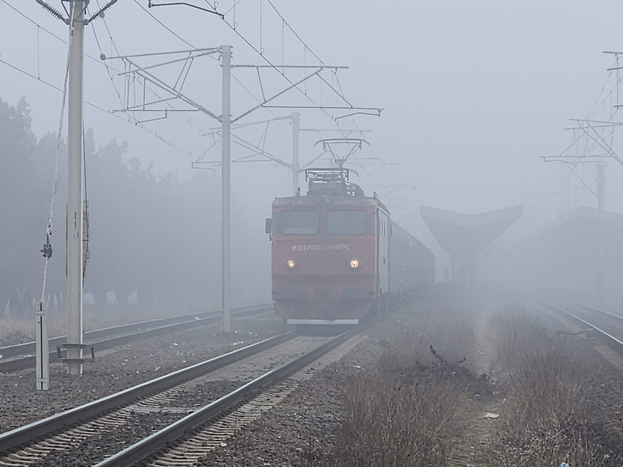 Trenurile au înregistrat întârzieri de patru ore între București și Ploiești din cauza unor probleme la sistemul de dirijare a circulației.