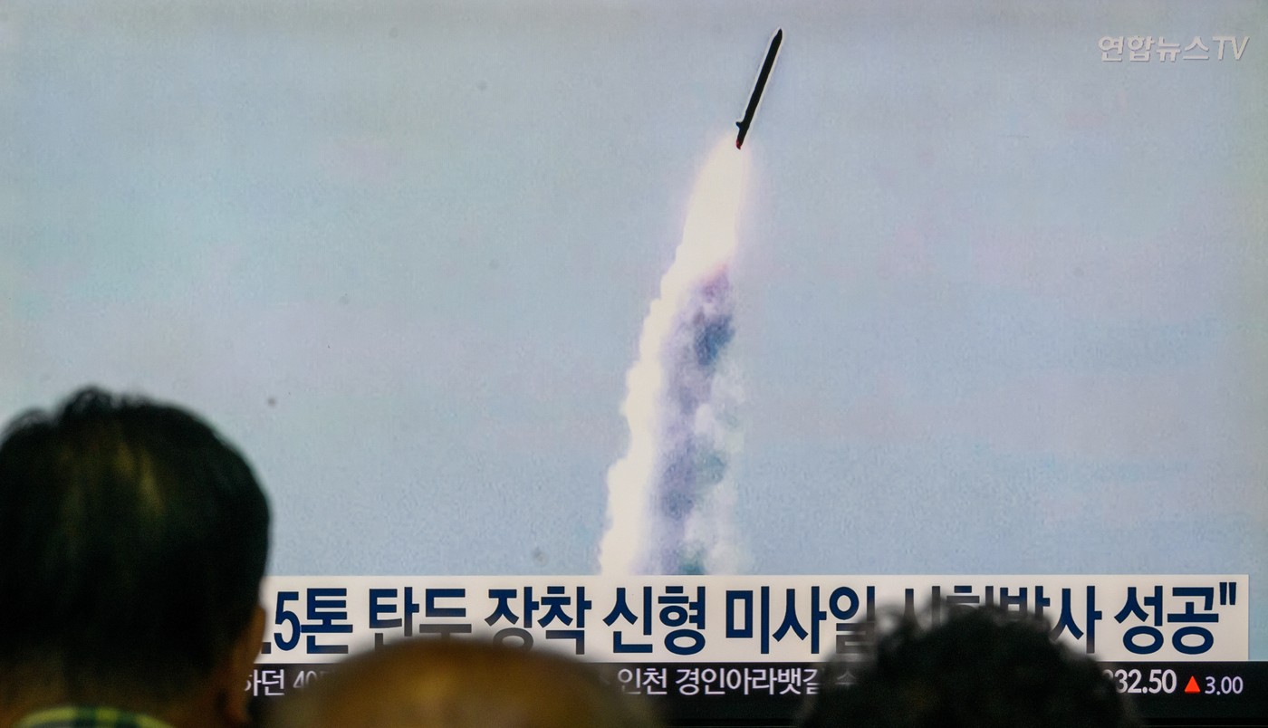 Coreea de Nord a efectuat lansări de rachete balistice înaintea vizitei de stat a președintelui sud-coreean, Lee Jae-Myung, în China.