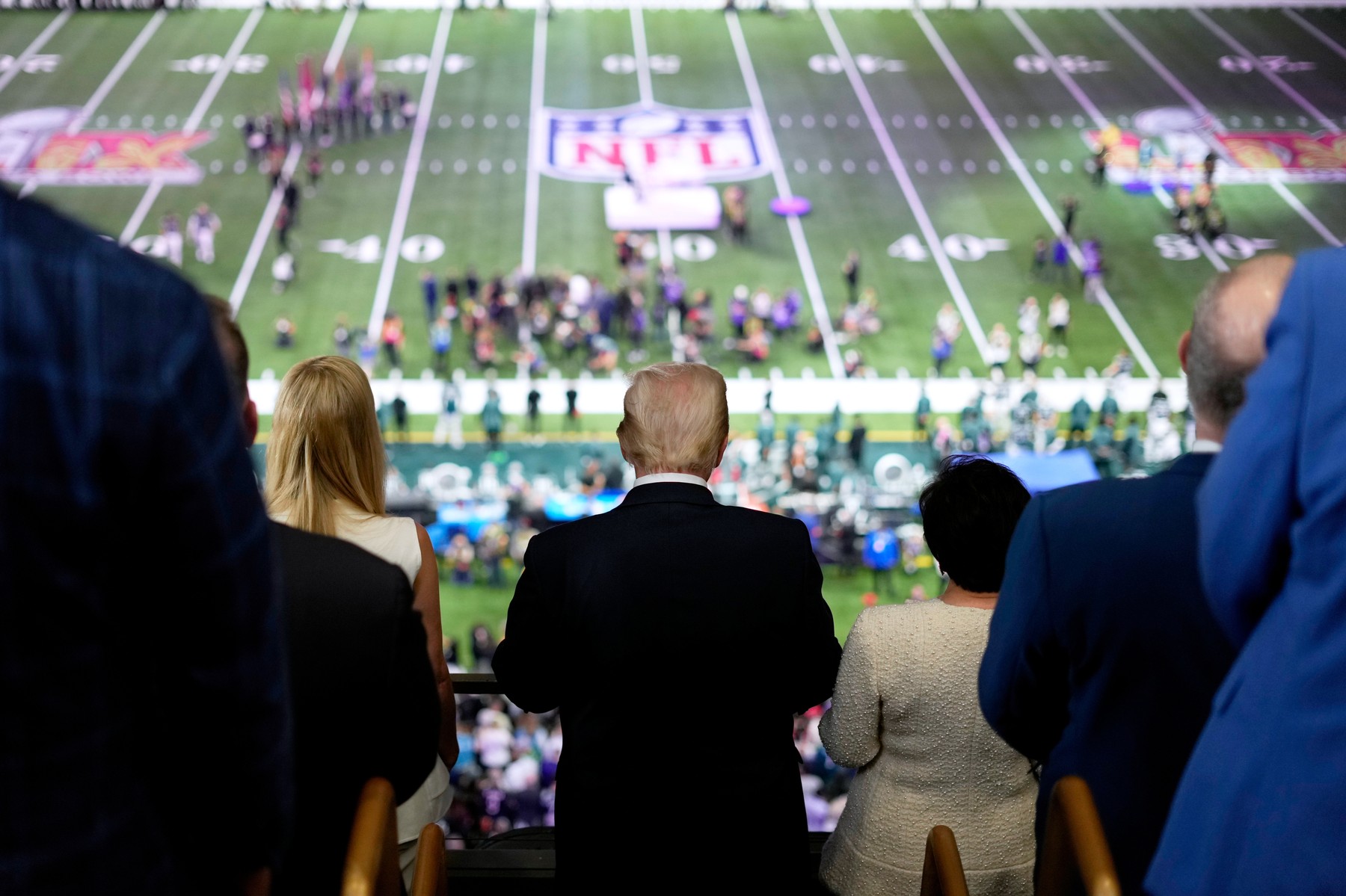 Motivul pentru care Donald Trump nu va fi prezent în tribune la Super Bowl-ul din acest an.