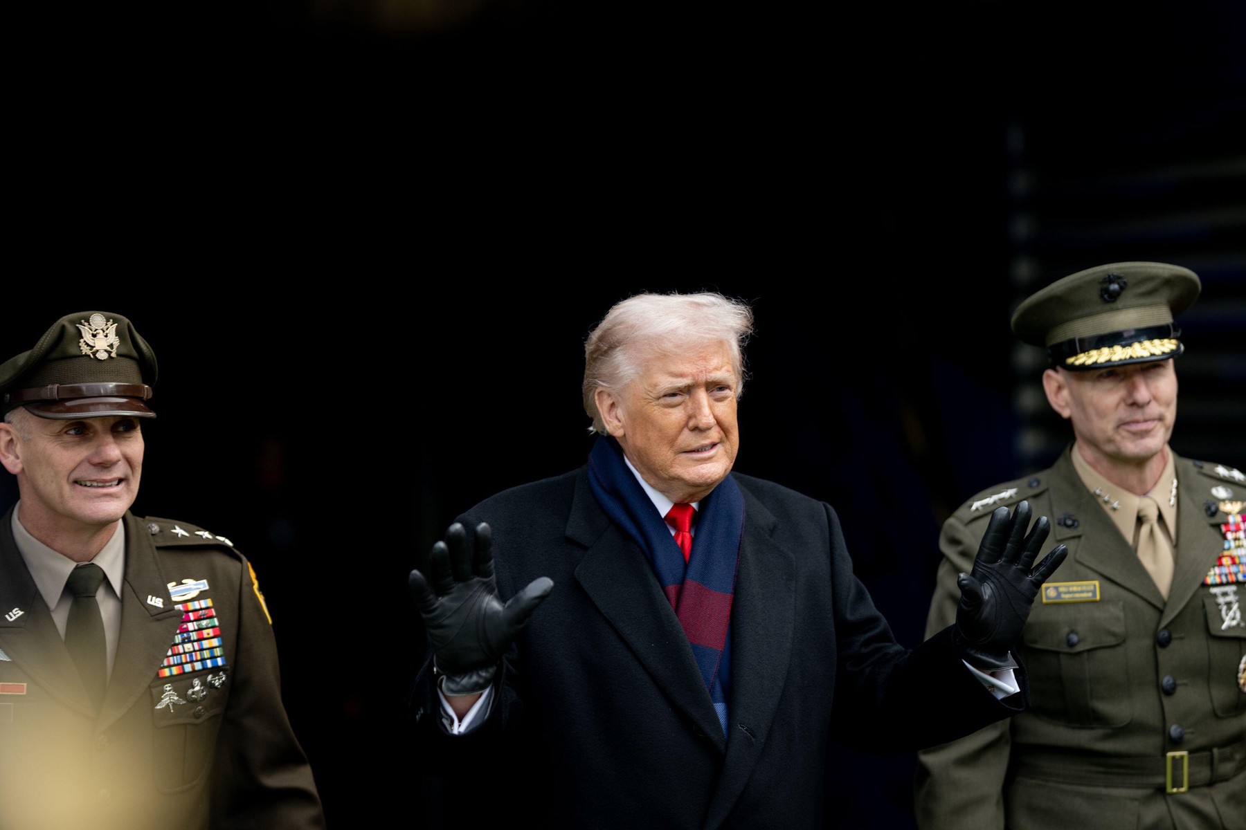„Panzerele” germane analizează o soluție radicală pentru a-l convinge pe Trump „să-și revină”