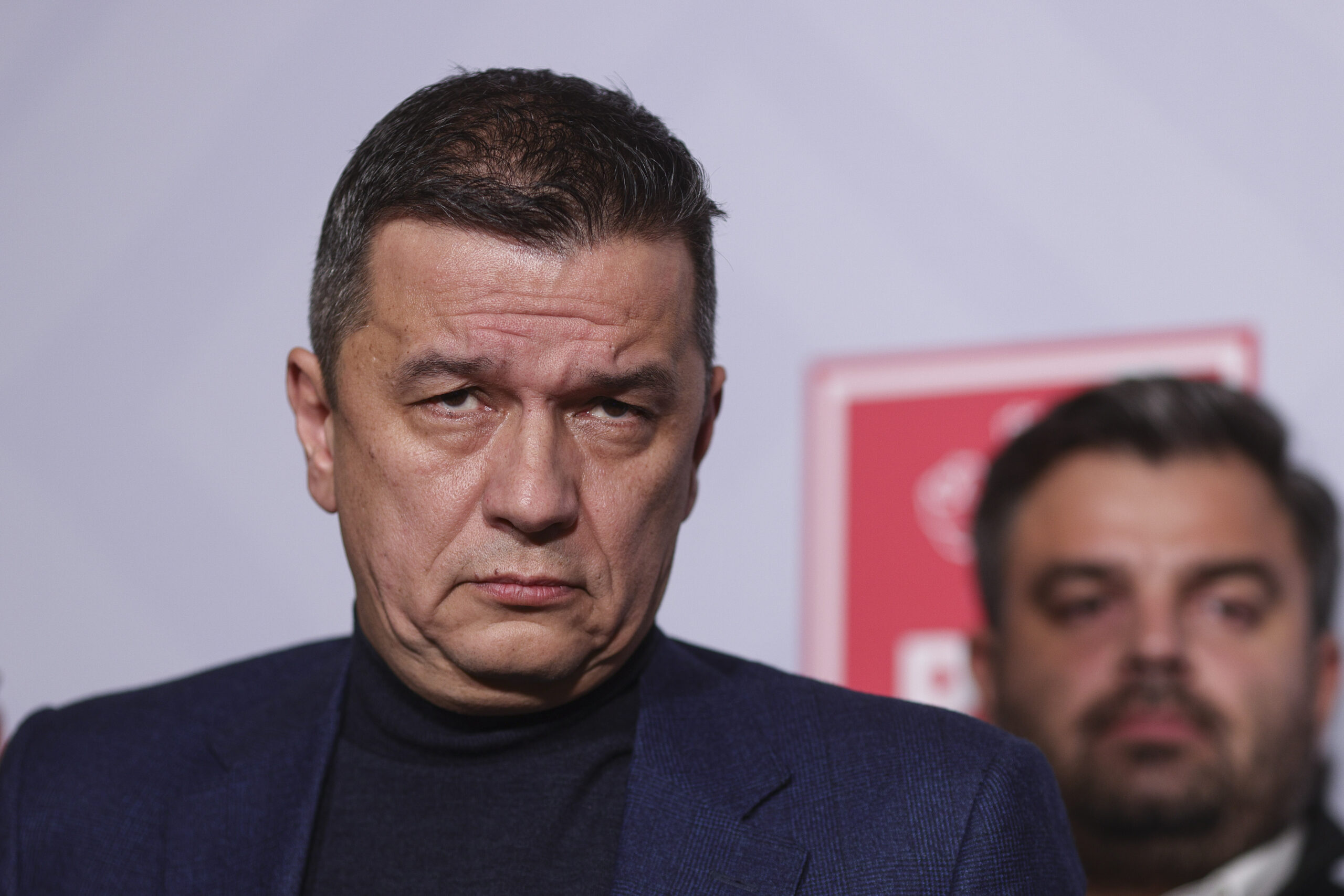 Liderul PSD denunță o „schemă străvezie” în contextul scandalului de plagiat al ministrului Justiției. „Sunt convins că a respectat legea”