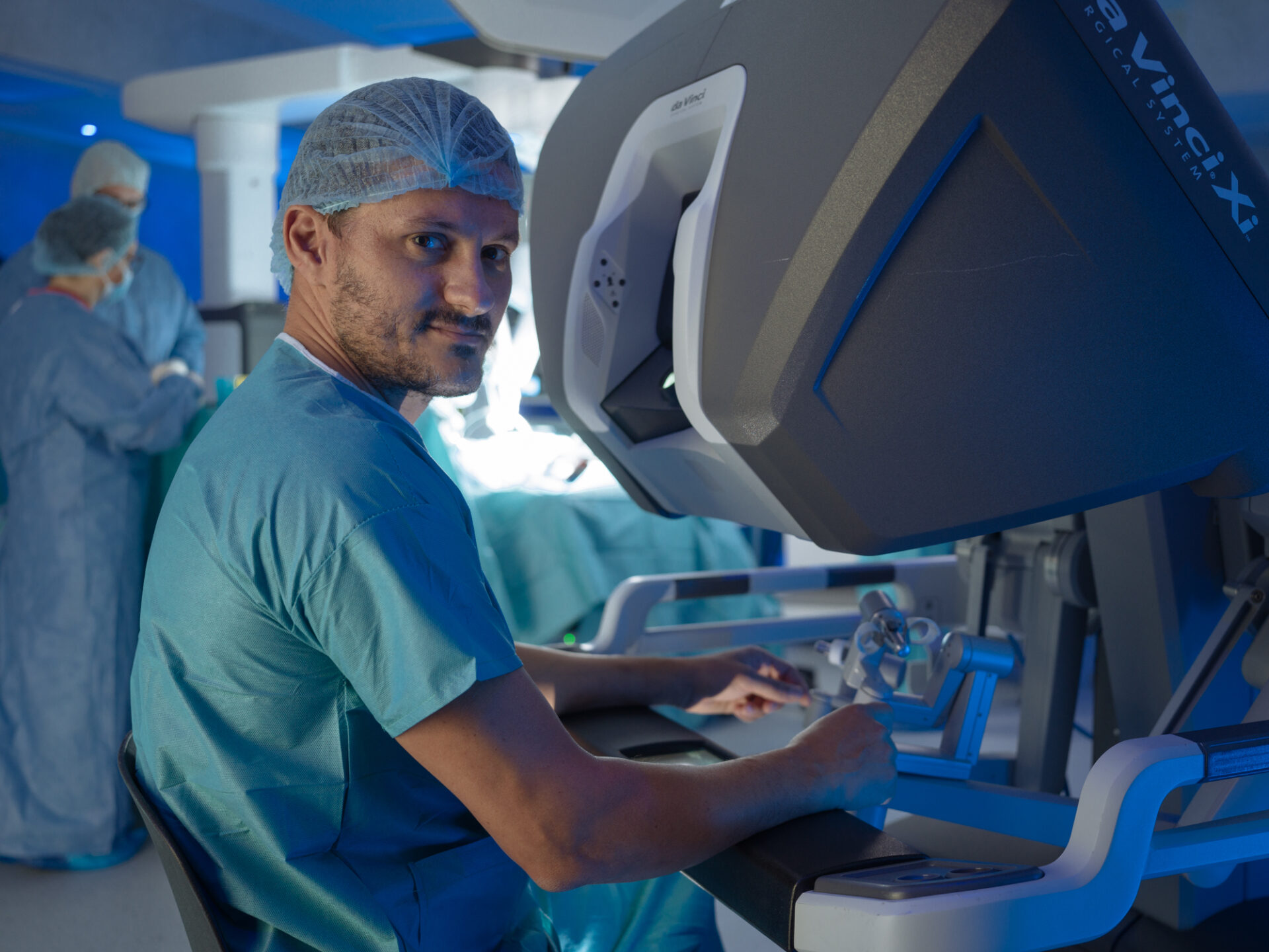 Dr. Felix Dobrițoiu, medic specialist în chirurgie toracică cu abilități în chirurgia robotică: „Nu am refuzat niciodată un pacient care poate fi operat.”