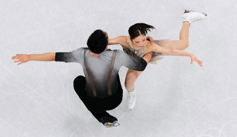 JO 2026 Milano Cortina. Miura şi Kihara din Japonia, câştigători ai medaliei de aur în proba de perechi la concursul de patinaj artistic.