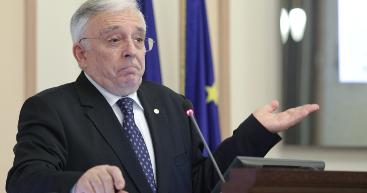 Mugur Isărescu atrage atenția asupra pericolului de criză în HoReCa și comerț: „Există o restrângere a cererii, dar sperăm să fie depășită”